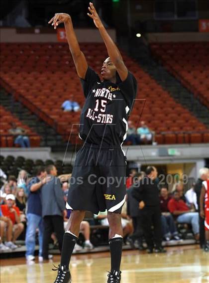 Thumbnail 3 in 2009 THCA All-Star Basketball Game photogallery.