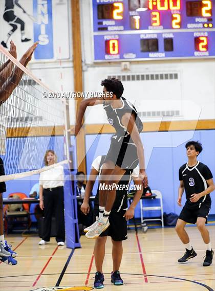 Thumbnail 2 in Sewanhaka vs. Valley Stream Central photogallery.