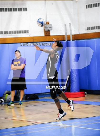 Thumbnail 2 in Sewanhaka vs. Valley Stream Central photogallery.