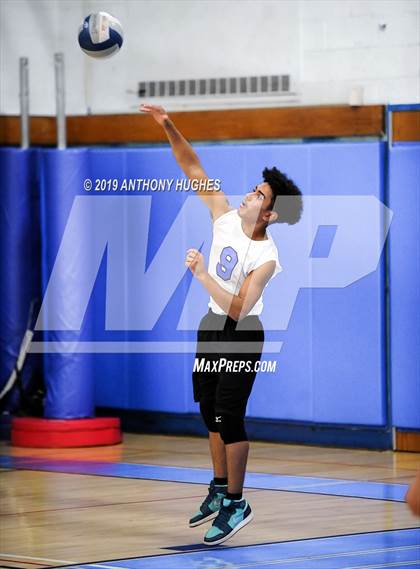 Thumbnail 2 in Sewanhaka vs. Valley Stream Central photogallery.