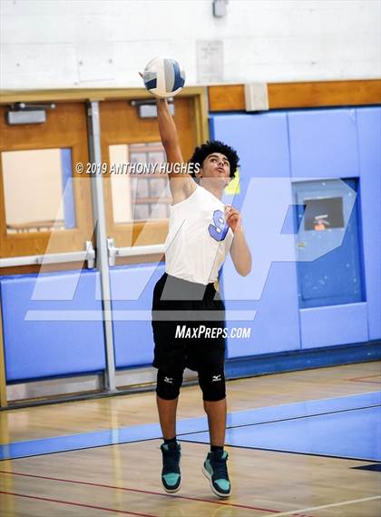 Thumbnail 2 in Sewanhaka vs. Valley Stream Central photogallery.