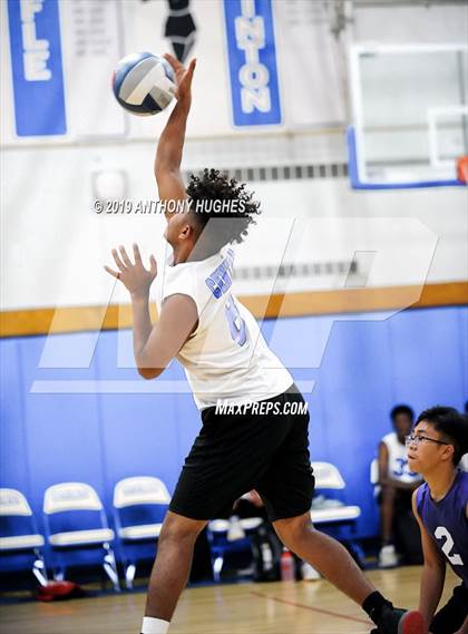 Thumbnail 3 in Sewanhaka vs. Valley Stream Central photogallery.