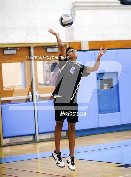 Thumbnail 2 in Sewanhaka vs. Valley Stream Central photogallery.