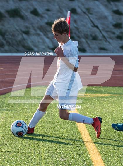 Thumbnail 1 in Poly vs Liberty photogallery.