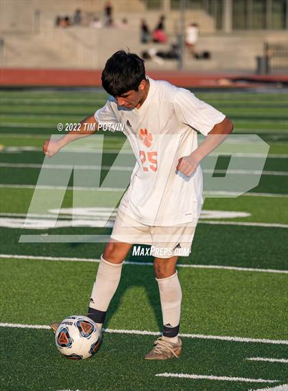 Thumbnail 3 in Poly vs Liberty photogallery.