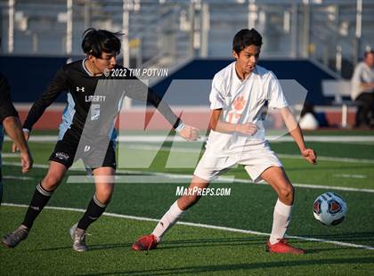 Thumbnail 2 in Poly vs Liberty photogallery.