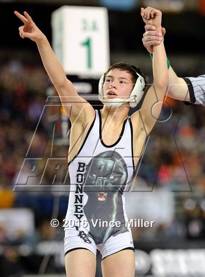 Thumbnail 1 in WIAA 3A 106 LB Championship photogallery.