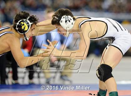 Thumbnail 3 in WIAA 3A 106 LB Championship photogallery.