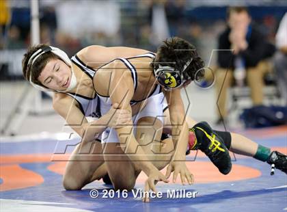 Thumbnail 3 in WIAA 3A 106 LB Championship photogallery.