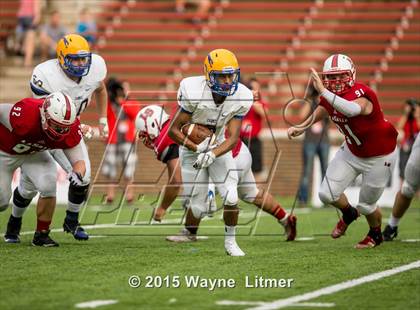 Thumbnail 3 in Carmel vs LaSalle (Skyline Chili Crosstown Showdown) photogallery.