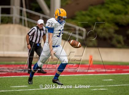 Thumbnail 2 in Carmel vs LaSalle (Skyline Chili Crosstown Showdown) photogallery.