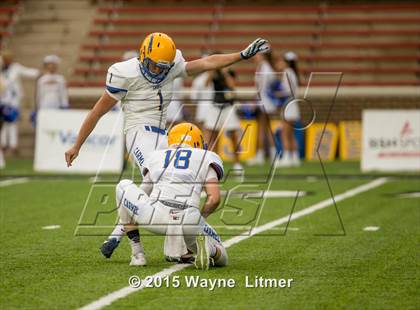 Thumbnail 1 in Carmel vs LaSalle (Skyline Chili Crosstown Showdown) photogallery.