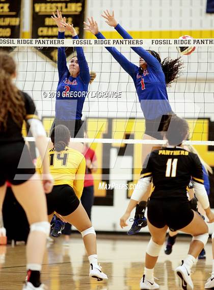 Thumbnail 1 in Cooper vs Fossil Ridge photogallery.