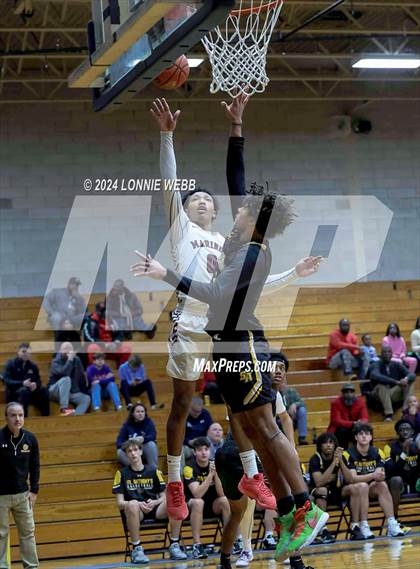 Thumbnail 2 in St. Anthony's vs. Southampton (New York Holiday Invitational) photogallery.