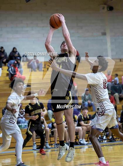 Thumbnail 2 in St. Anthony's vs. Southampton (New York Holiday Invitational) photogallery.