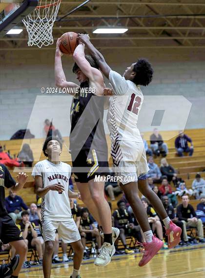 Thumbnail 1 in St. Anthony's vs. Southampton (New York Holiday Invitational) photogallery.