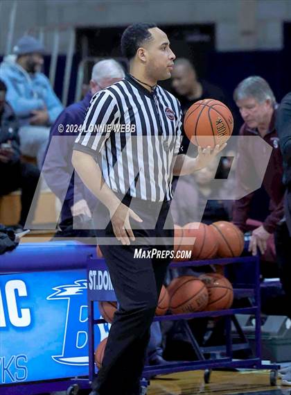 Thumbnail 2 in St. Anthony's vs. Southampton (New York Holiday Invitational) photogallery.