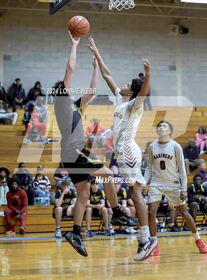 Thumbnail 1 in St. Anthony's vs. Southampton (New York Holiday Invitational) photogallery.