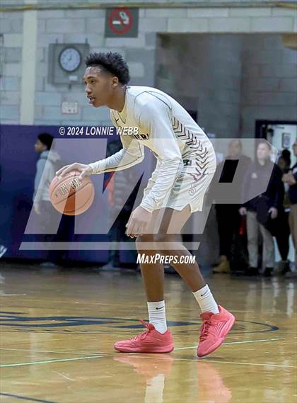 Thumbnail 1 in St. Anthony's vs. Southampton (New York Holiday Invitational) photogallery.