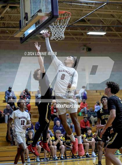 Thumbnail 2 in St. Anthony's vs. Southampton (New York Holiday Invitational) photogallery.