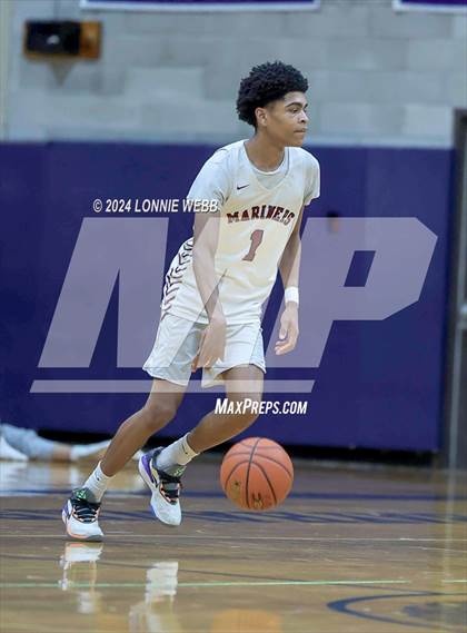 Thumbnail 1 in St. Anthony's vs. Southampton (New York Holiday Invitational) photogallery.