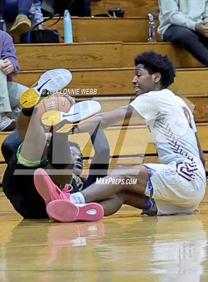 Thumbnail 3 in St. Anthony's vs. Southampton (New York Holiday Invitational) photogallery.