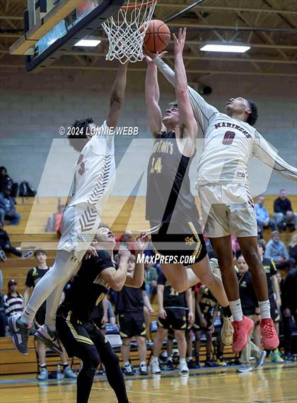 Thumbnail 3 in St. Anthony's vs. Southampton (New York Holiday Invitational) photogallery.