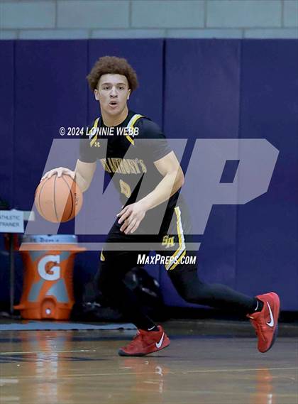 Thumbnail 3 in St. Anthony's vs. Southampton (New York Holiday Invitational) photogallery.