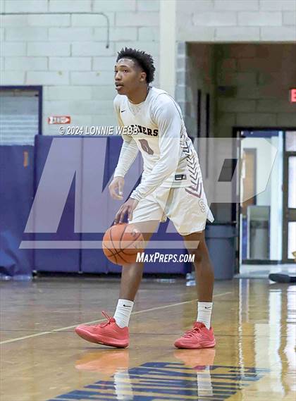 Thumbnail 1 in St. Anthony's vs. Southampton (New York Holiday Invitational) photogallery.