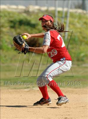 Thumbnail 1 in Mater Dei vs. Bishop Amat (Santiago Spring Fling) photogallery.