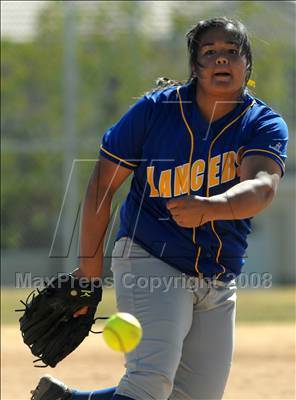 Thumbnail 2 in Mater Dei vs. Bishop Amat (Santiago Spring Fling) photogallery.