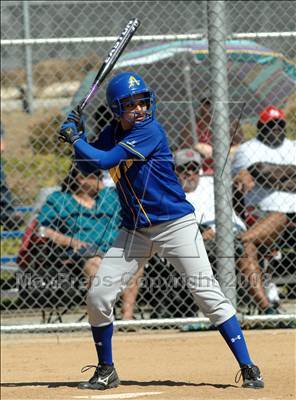 Thumbnail 1 in Mater Dei vs. Bishop Amat (Santiago Spring Fling) photogallery.