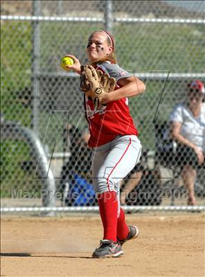 Thumbnail 3 in Mater Dei vs. Bishop Amat (Santiago Spring Fling) photogallery.