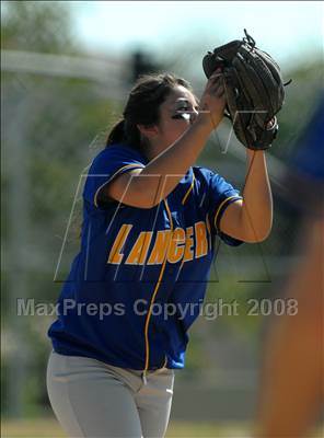 Thumbnail 2 in Mater Dei vs. Bishop Amat (Santiago Spring Fling) photogallery.