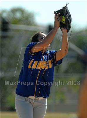 Thumbnail 1 in Mater Dei vs. Bishop Amat (Santiago Spring Fling) photogallery.