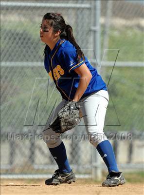Thumbnail 2 in Mater Dei vs. Bishop Amat (Santiago Spring Fling) photogallery.