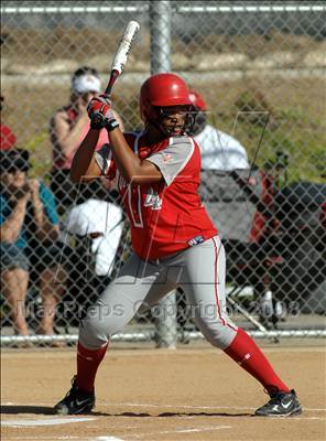 Thumbnail 3 in Mater Dei vs. Bishop Amat (Santiago Spring Fling) photogallery.