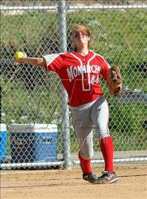 Thumbnail 1 in Mater Dei vs. Bishop Amat (Santiago Spring Fling) photogallery.
