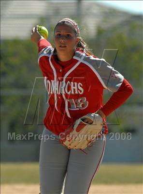 Thumbnail 2 in Mater Dei vs. Bishop Amat (Santiago Spring Fling) photogallery.