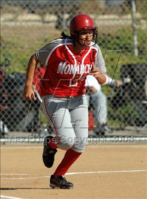 Thumbnail 2 in Mater Dei vs. Bishop Amat (Santiago Spring Fling) photogallery.