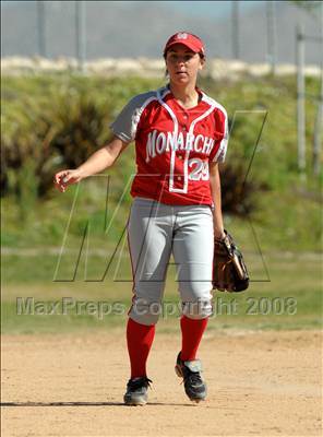 Thumbnail 1 in Mater Dei vs. Bishop Amat (Santiago Spring Fling) photogallery.