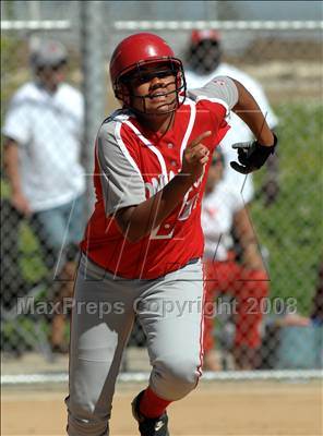 Thumbnail 1 in Mater Dei vs. Bishop Amat (Santiago Spring Fling) photogallery.