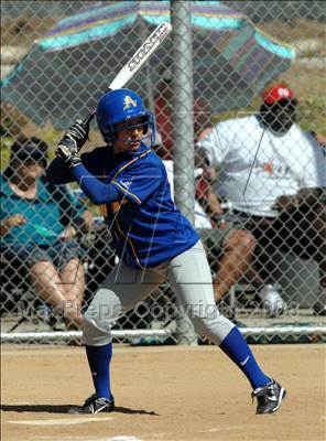 Thumbnail 1 in Mater Dei vs. Bishop Amat (Santiago Spring Fling) photogallery.