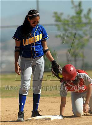 Thumbnail 1 in Mater Dei vs. Bishop Amat (Santiago Spring Fling) photogallery.