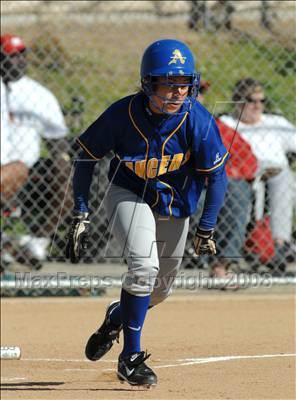 Thumbnail 1 in Mater Dei vs. Bishop Amat (Santiago Spring Fling) photogallery.
