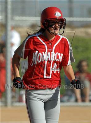 Thumbnail 1 in Mater Dei vs. Bishop Amat (Santiago Spring Fling) photogallery.
