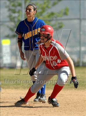 Thumbnail 3 in Mater Dei vs. Bishop Amat (Santiago Spring Fling) photogallery.