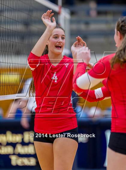 Thumbnail 2 in Fredericksburg vs. Crystal City (3A Bi-District) photogallery.