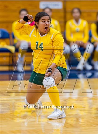 Thumbnail 1 in Fredericksburg vs. Crystal City (3A Bi-District) photogallery.
