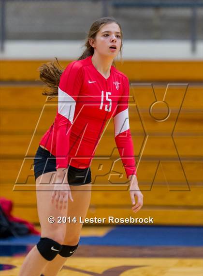 Thumbnail 3 in Fredericksburg vs. Crystal City (3A Bi-District) photogallery.
